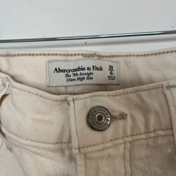 Abercrombie and Finch The 90s Straight Ultra High Rise - Picture 6 of 10